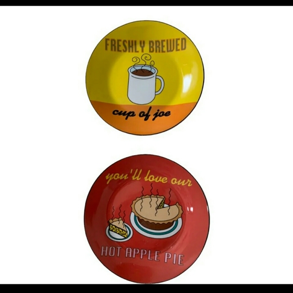 I. Godinger Co Graphic plates set of 2 - Picture 1 of 5